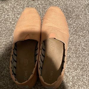 Gently used Toms classic slip on shoes